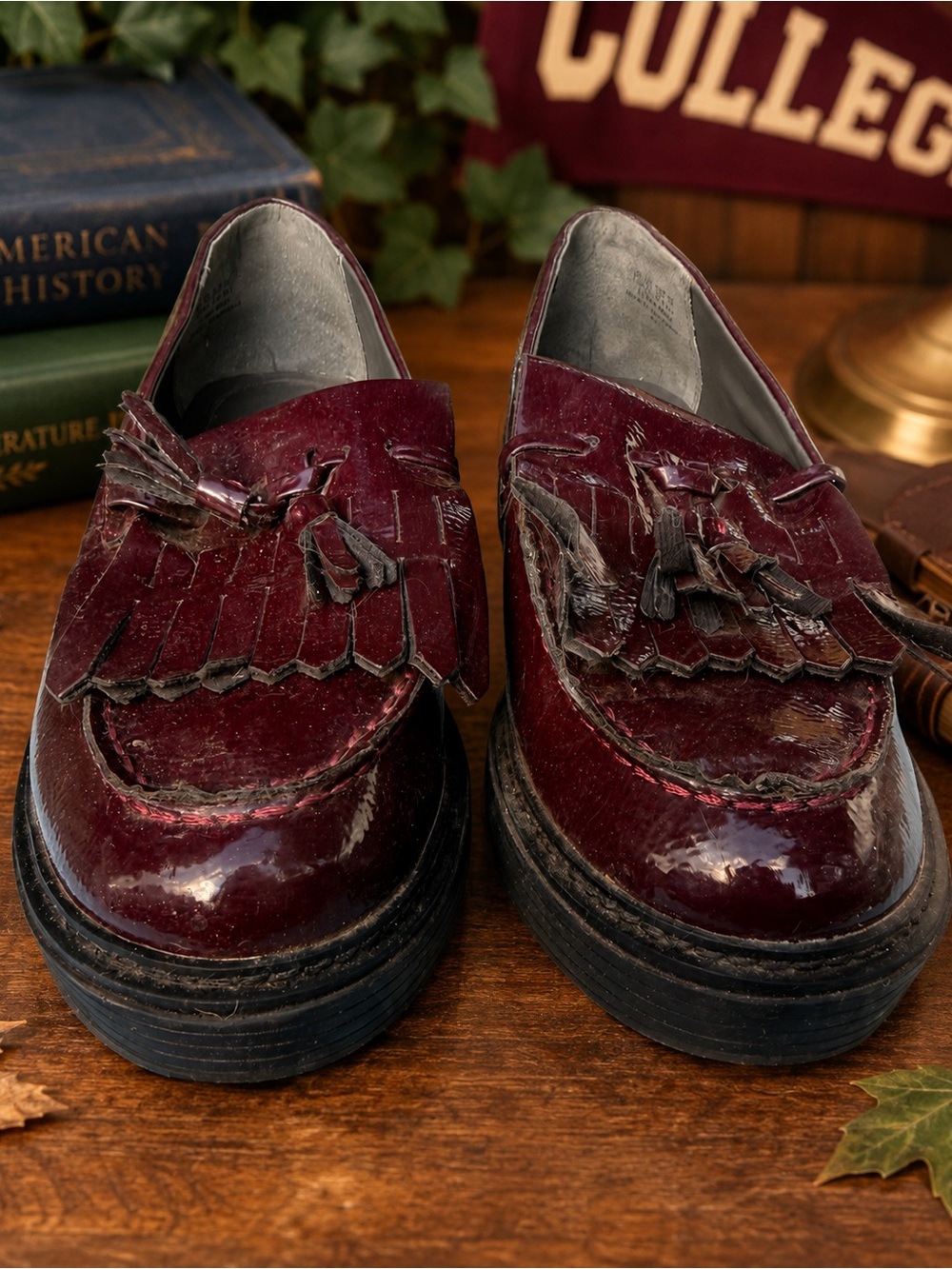 Franco Sarto Tassel Loafer Platform Shoes - Burgundy Patent EUC SZ 8 - Picture 2 of 6